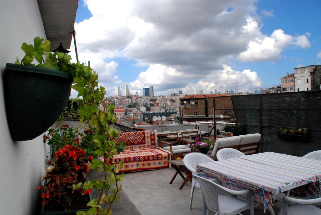 Nicoleport Hotel Istanbul Exterior foto